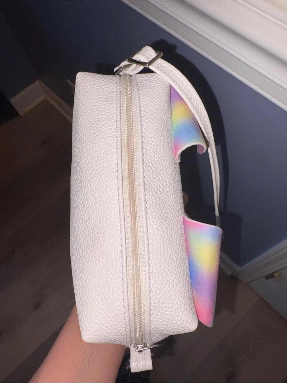 N/A cute white